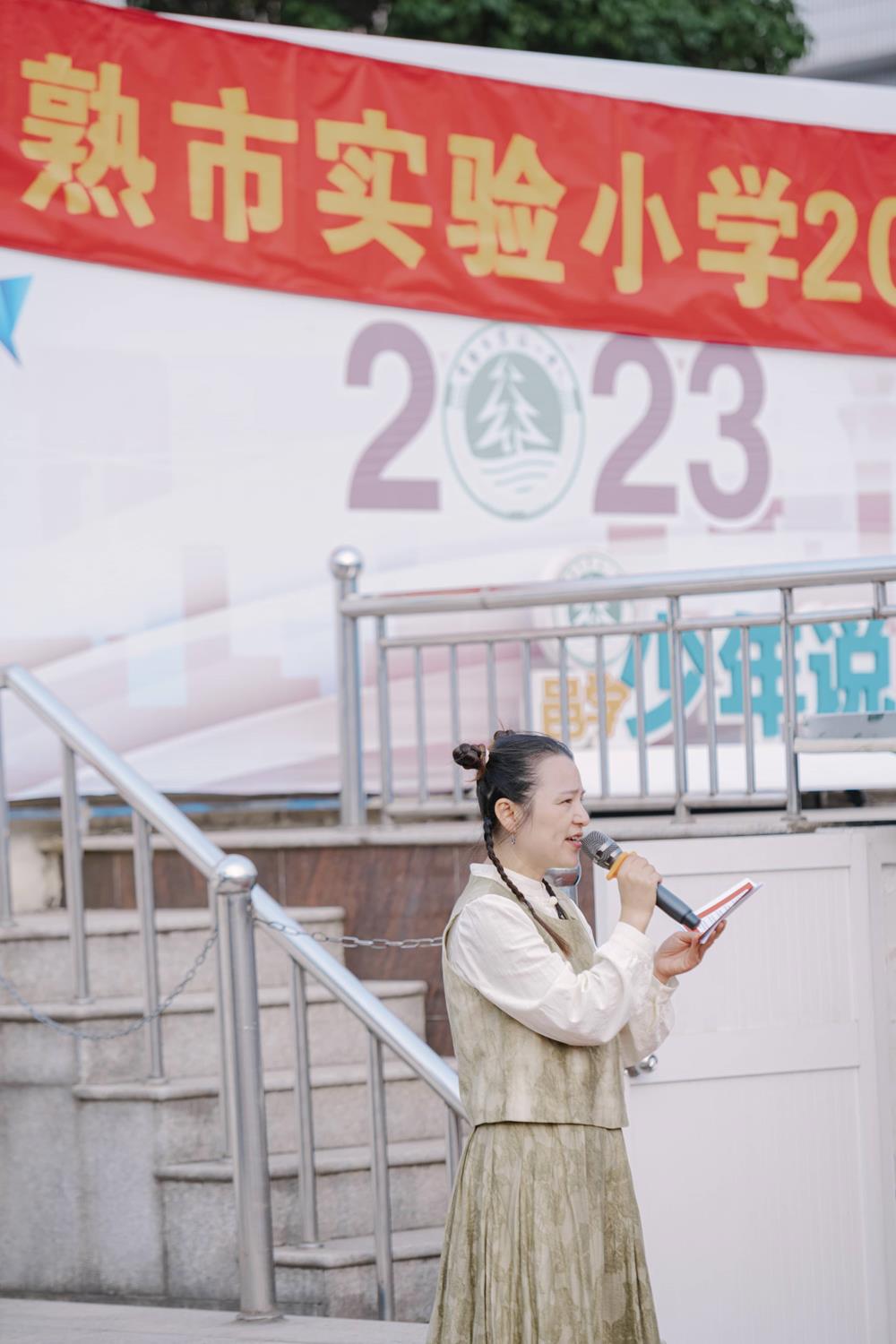 edb5b181b5ec4eb09dae8d38914b9b14.jpg